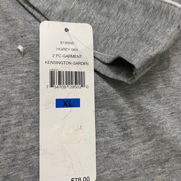 Ralph Lauren Women's Gray Pajama Top with White Trim - Picture 5 of 5